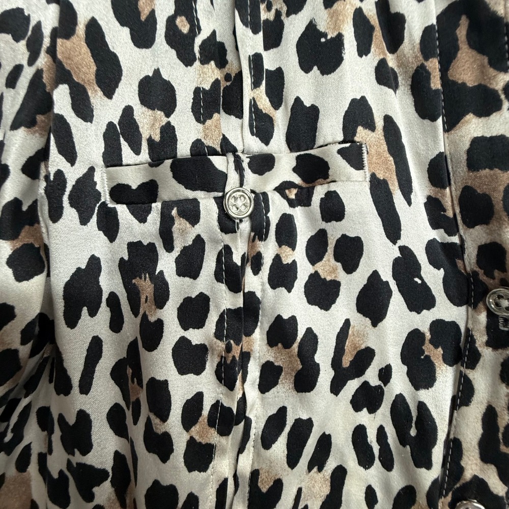 White House Black Market Silk Stretch Leopard Print Blouse Womens 8 Button Front - Picture 5 of 12